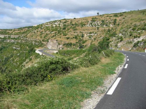 route des corniches des cévennes.jpg