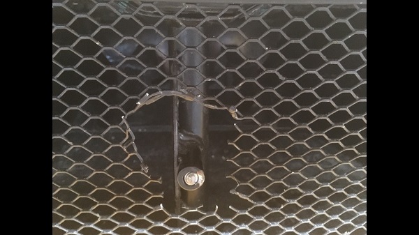 crochet cassé réduit.jpg